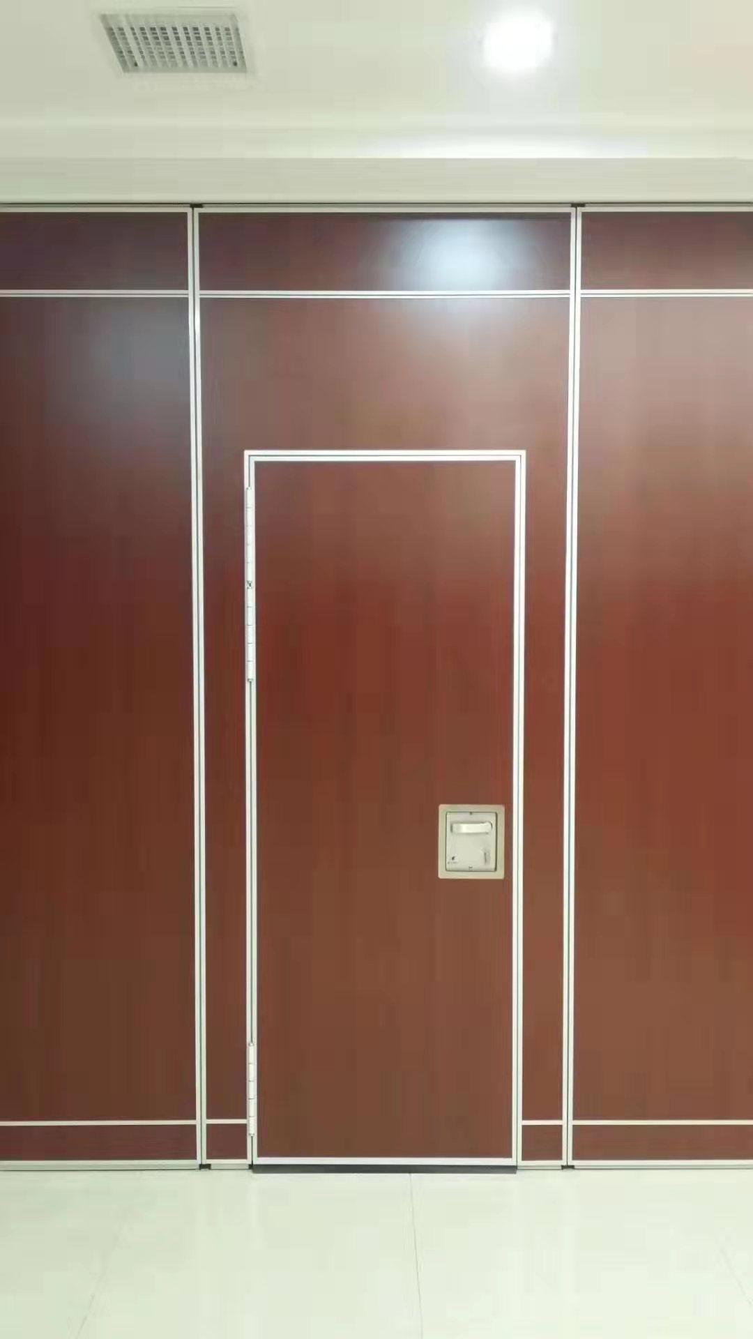 活動隔斷